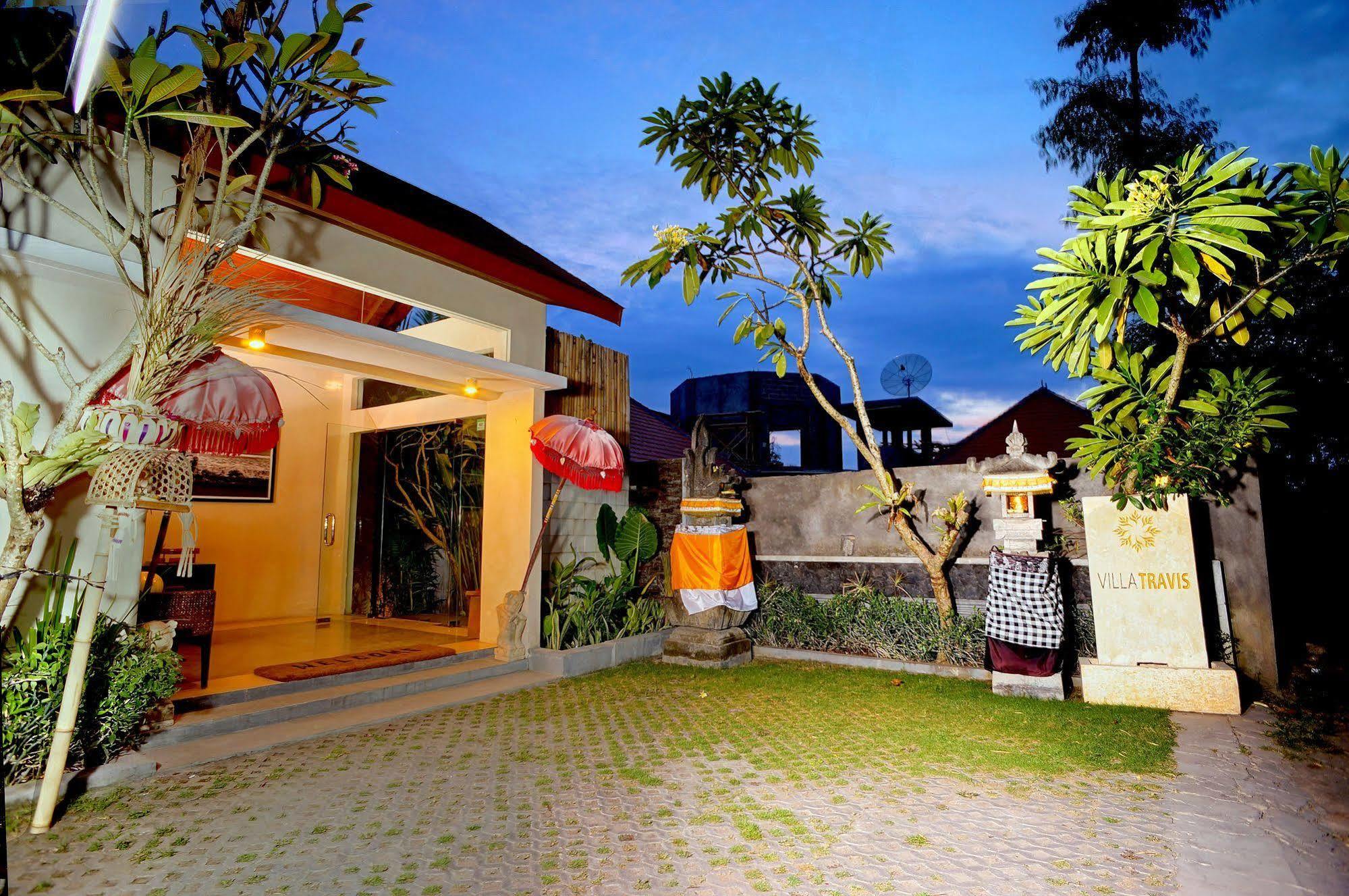 Villa Travis Seminyak Exterior foto